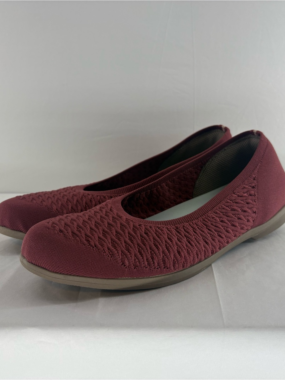 Bzees Khole Ballet Flats in Burgundy women’s size 11 NEW
